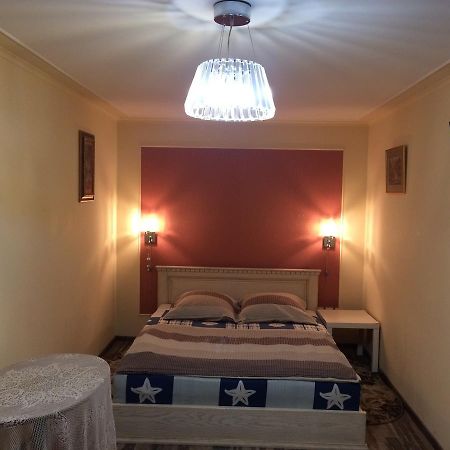 Apartament On Kostiushka Lwów Zewnętrze zdjęcie