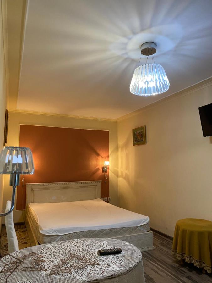 Apartament On Kostiushka Lwów Zewnętrze zdjęcie