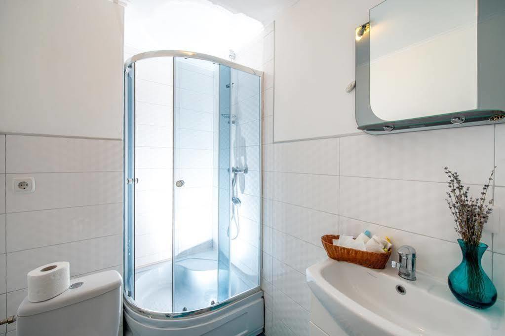 Apartament On Kostiushka Lwów Zewnętrze zdjęcie