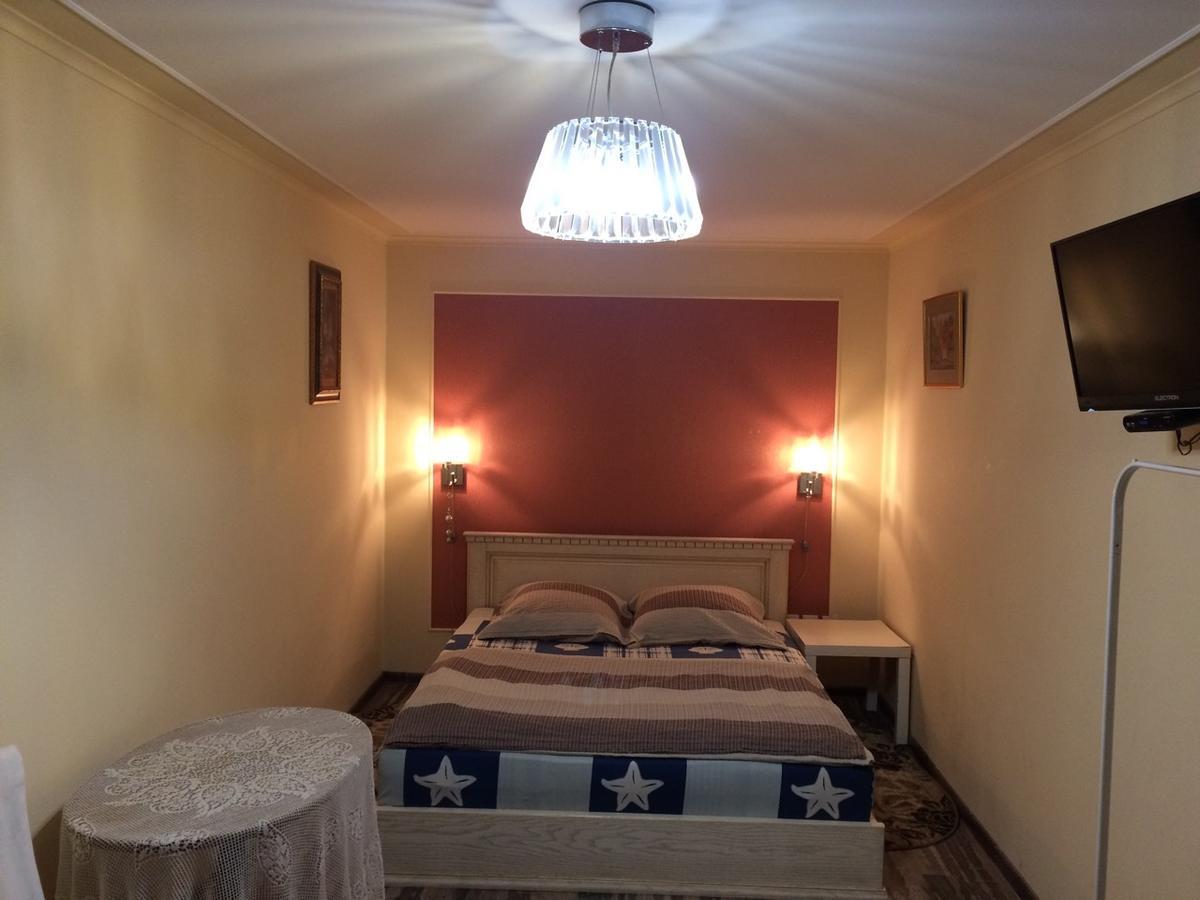 Apartament On Kostiushka Lwów Zewnętrze zdjęcie